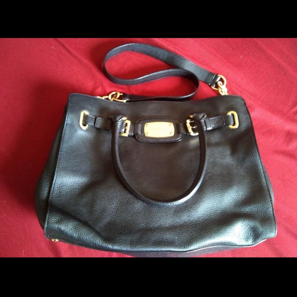 Micheal Kors Purse